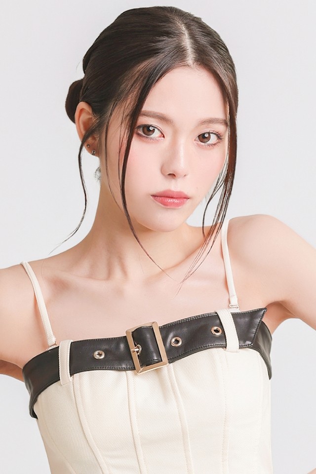黒咲 リナプロフィール写真1